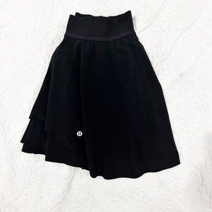 lululemon black court rivals tennis skirt (long) (like new) (size 6)